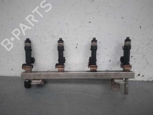 Used Injection rail OPEL MERIVA A MPV (X03) 1.4 16V Twinport (E75) (90 hp) 13028020