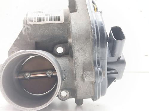 Used Throttle body FORD FIESTA V (JH_, JD_) [2001-2014]  31809705