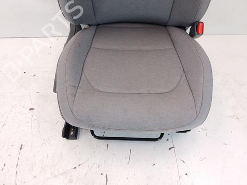 Right front seat KIA EV3 | BP35948732C16 - Image 3