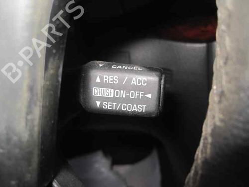 Middle console TOYOTA AVENSIS (_T25_) 2.0 D-4D (CDT250_, CDT250R) | BP11683894I22 