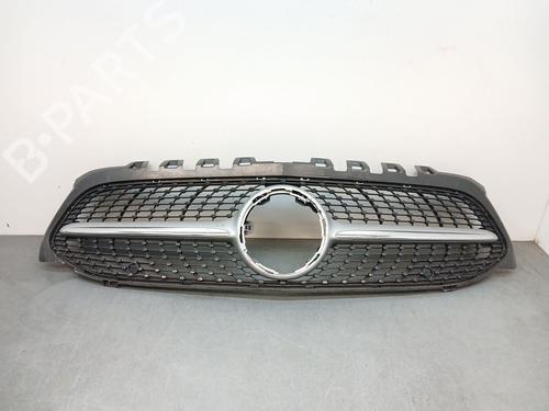 Used Grille MERCEDES-BENZ A-CLASS (W177) A 250 e (177.086) (160 hp) 30176136