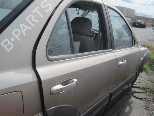 Tailgate lock KIA SORENTO I (JC) 2.5 CRDi 4WD | BP4200615C101 