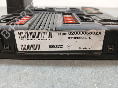 Zekeringkast RENAULT SCÉNIC II (JM0/1_) 1.5 dCi (JM02, JM13) | BP29826881E1