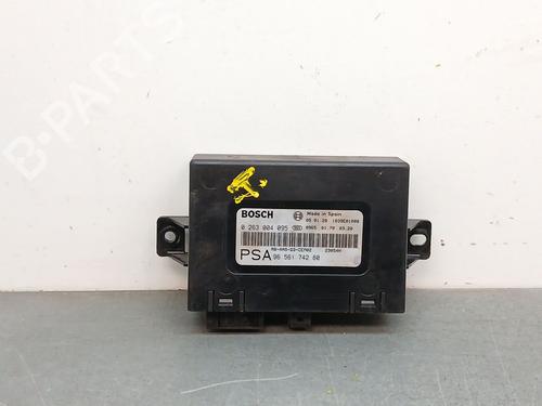 Used Electronic module PEUGEOT 407 (6D_) 2.0 (6DRFNB, 6DRFNE) (136 hp) 30206431