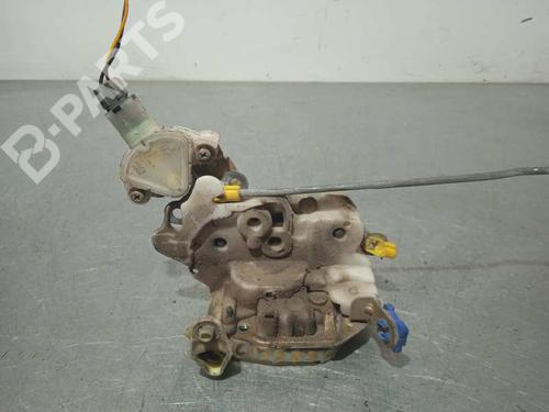 Used Front left lock NISSAN SERENA (C23) 2.3 D (75 hp) 8408621