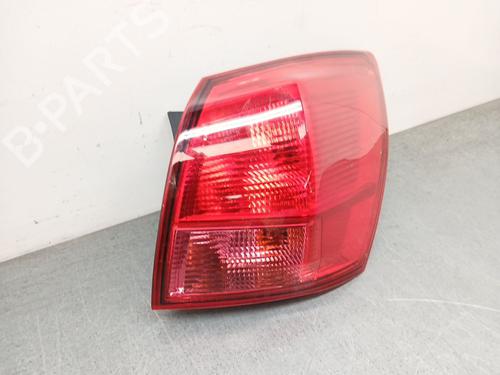 right-taillight-nissan-qashqai-i-j10-nj10-2006-2007-2008-2009-2010-2011-2012-2013-2014-2015-31353938 main image