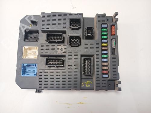 Used Fuse box PEUGEOT 308 I (4A_, 4C_) 1.6 16V (120 hp) 27983372