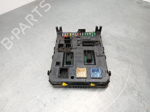 fuse-box-citroen-c4-grand-picasso-i-ua_-2006-2007-2008-2009-2010-2011-2012-2013-32025994 main image