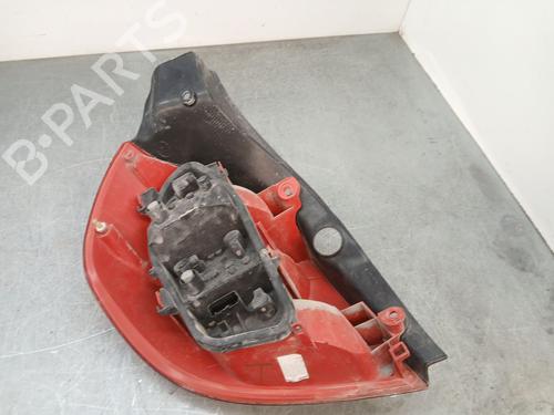 Right taillight RENAULT CLIO III (BR0/1, CR0/1) 1.4 16V | BP28582055C35 
