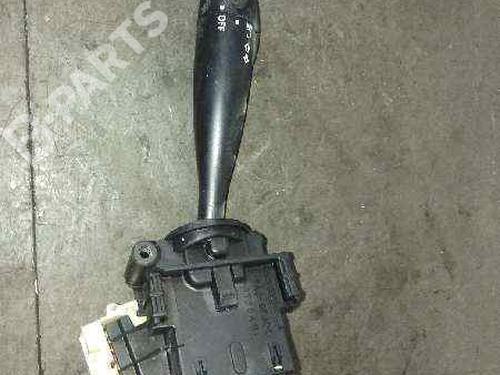 Used Steering column stalk TOYOTA YARIS (_P1_) 1.0 (SCP10_, SCP10R) (68 hp) 3520128