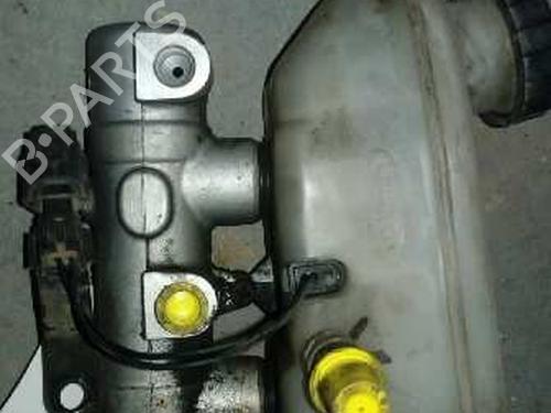 Brake master cylinder KIA SORENTO I (JC) 2.5 CRDi 4WD | BP2382356M77 
