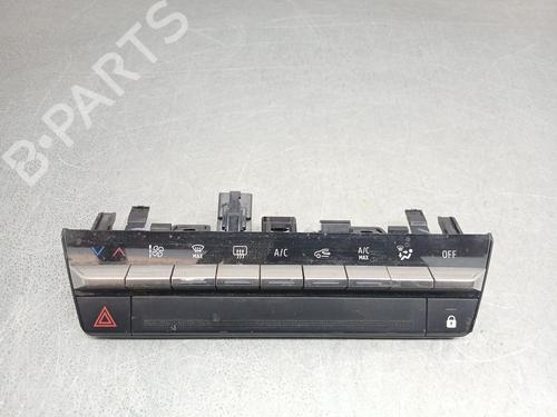 climate-control-renault-captur-ii-hf_-2020-39528936 main image