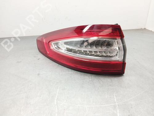 left-taillight-ford-mondeo-v-hatchback-ce-2014-32750847 main image