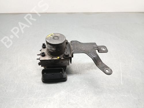 Używane Pompa ABS KIA CARENS IV 1.7 CRDi (116 hp) 30835358