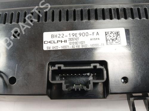 Climate control LAND ROVER DISCOVERY IV (L319) 3.0 TD 4x4 | BP31949639I5