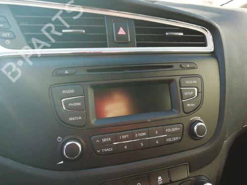 Radio KIA CEE'D (JD) 1.0 T-GDI | BP12149759E6 - Image 2