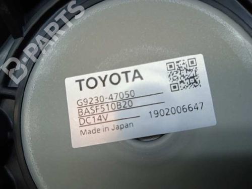 Heater blower motor TOYOTA COROLLA Estate (_E21_) 1.8 Hybrid (ZWE211) | BP9957261M62 
