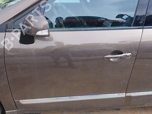 Used Left front door RENAULT GRAND SCÉNIC III (JZ0/1_) 1.4 16V (JZ0F) (131 hp) 32299297