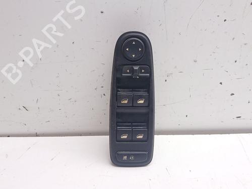 Used Left front window switch CITROËN C4 Grand Picasso I (UA_) 1.6 HDi (109 hp) 31753577