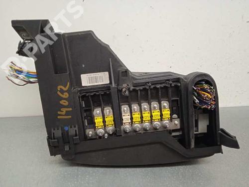 Used Fuse box FORD MONDEO IV (BA7) [2007-2015]  10775480