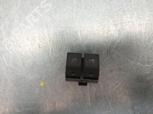 Used Left front window switch SEAT IBIZA III (6L1) 1.2 (64 hp) 31801337
