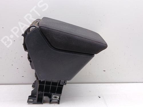 Used Armrest / Center console SEAT IBIZA V (KJ1, KJG) 1.0 TSI (95 hp) 26579188