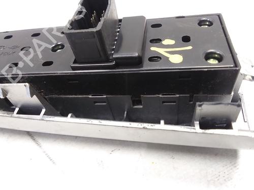 Left front window switch KIA SPORTAGE II (JE_, KM_)  | BP19056984I27