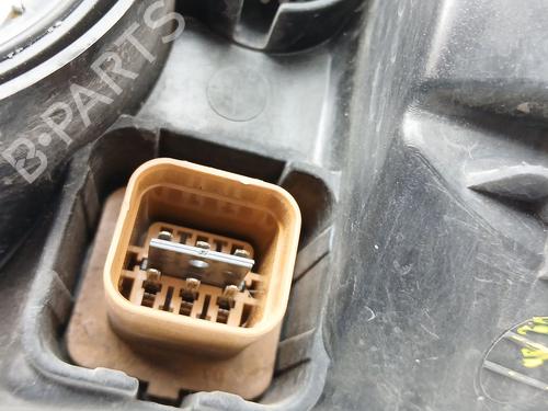 Right headlight CHEVROLET CAPTIVA (C100, C140) 2.0 D 4WD | BP32301375C29