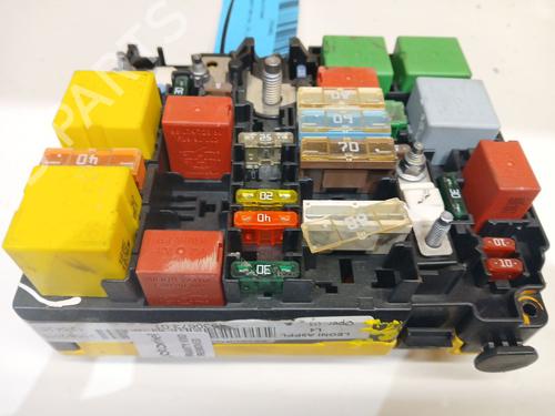 Used Fuse box PEUGEOT 208 I (CA_, CC_) [2012-2020]  22752831