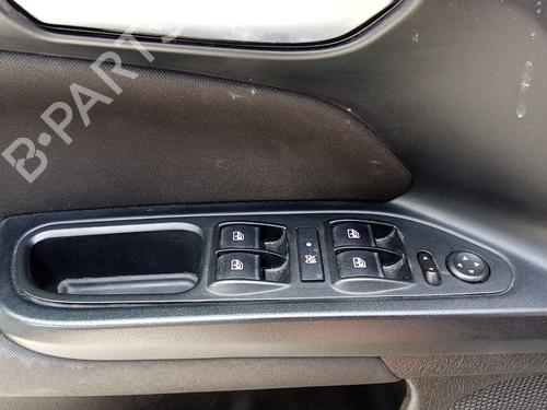 Used Left front window switch Left front window switch 37477750 37477750