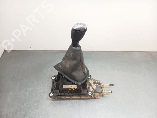 Used Gear lever Gear lever RENAULT CLIO IV Hatchback Van (BH_) 1.5 dCi 75 (75 hp) 39802582 39802582