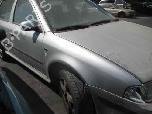 Injector SKODA OCTAVIA I Combi (1U5)  | BP7479634M100 
