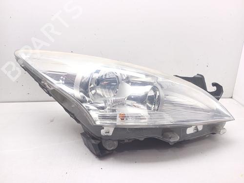 Phare droit PEUGEOT 3008 I MPV (0U_) 1.6 HDi (112 hp) 25033334