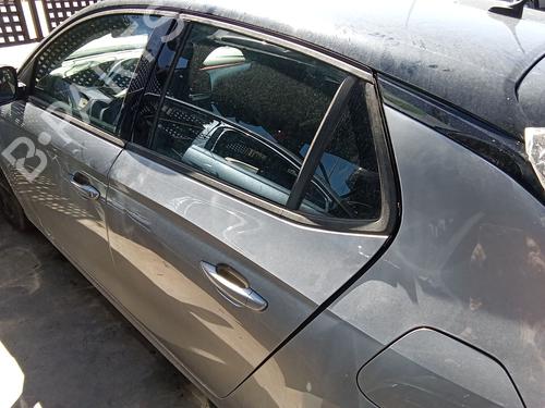 Used Left rear door Left rear door 39412404 39412404