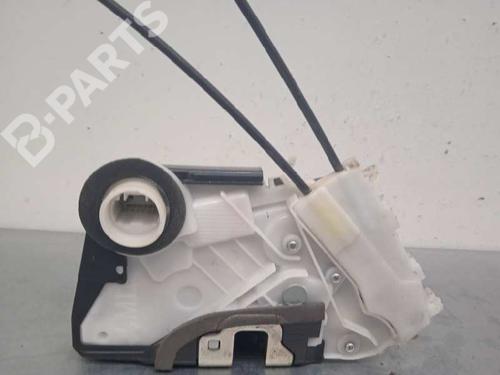 Used Front left lock TOYOTA YARIS (_P13_) 1.5 Hybrid (NHP130_, NHP130) (101 hp) 9650796