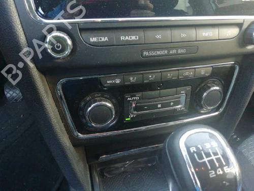 Used Climate control Climate control 11530830 11530830