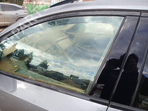 Left front door JAGUAR E-PACE (X540) 2.0 D150 | BP23417919C2 - Image 3