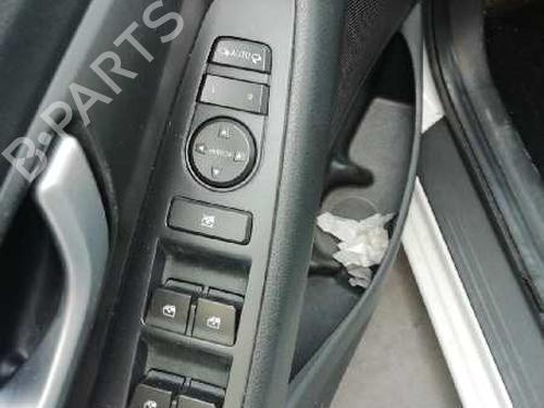 left-front-window-switch-hyundai-i30-estate-pde-16-crdi-2017-10141983 main image