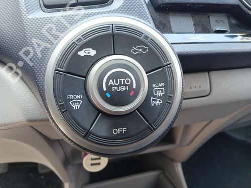 Used Climate control Climate control HONDA INSIGHT (ZE_) 1.3 IMA (ZE28, ZE2) (88 hp) 35765178 35765178