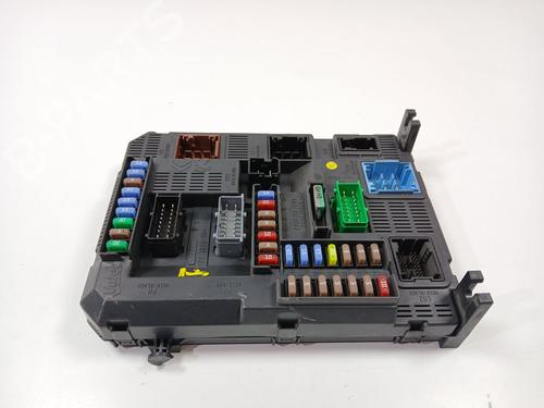 Used Fuse box PEUGEOT 208 I (CA_, CC_) 1.2 VTI 82 (82 hp) 31709746