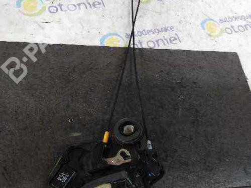 Used Rear left lock TOYOTA COROLLA Saloon (_E12_) 2.0 D-4D (CDE120_, CDE120R) (116 hp) 4223995