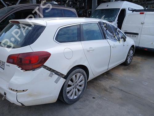 Used Parts OPEL ASTRA J Sports Tourer (P10)  1.7 CDTI (35)  4529954