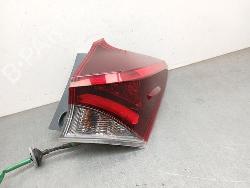 Used Right taillight TOYOTA AURIS (_E18_) 1.8 Hybrid (ZWE186_, ZWE186R) (136 hp) 28357501