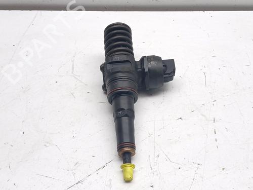 Injektor für VW PASSAT B5.5 (3B3) 1.9 TDI (130 hp) 31611582