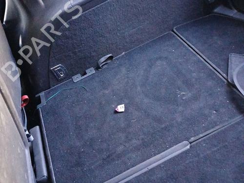 Sedile posteriore (3a fila) VW TOURAN (1T3) 2.0 TDI (140 hp) 30570353