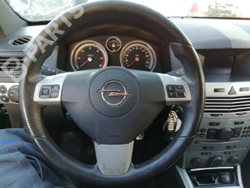 Right front door OPEL ASTRA H GTC (A04) 1.7 CDTi (L08) | BP7229715C3 