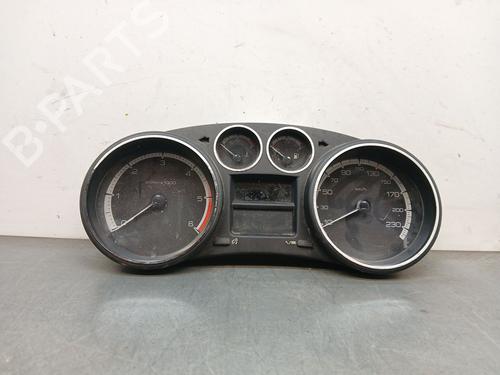 Used Instrument cluster PEUGEOT 308 I (4A_, 4C_) 1.6 HDi (109 hp) 13373238