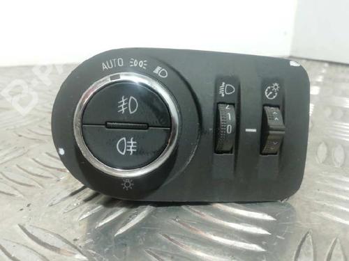Used Headlight switch OPEL ASTRA K (B16) 1.4 Turbo (68) (125 hp) 3417679