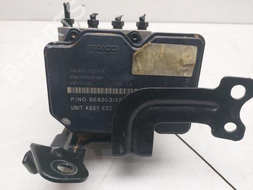 Used ABS pump KIA SPORTAGE III (SL) 1.7 CRDi (116 hp) 24395386