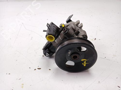 Used Steering pump Steering pump KIA PICANTO I (SA) 1.1 (65 hp) 33886270 33886270